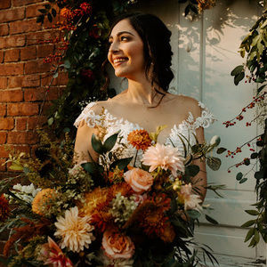 Meet your Posher, Claire e.